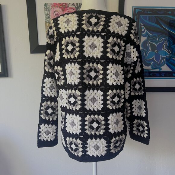 Vintage-Inspired Crochet Cardigan - Picture 6 of 6
